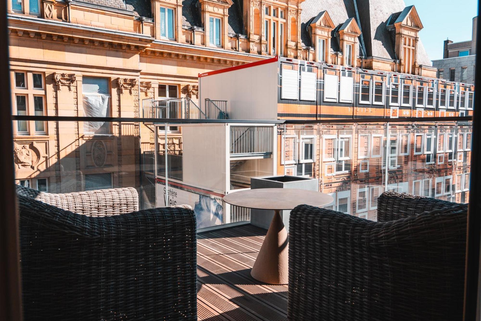 Apartamento Luxe - Modern & Spacious 2br With Balcony View