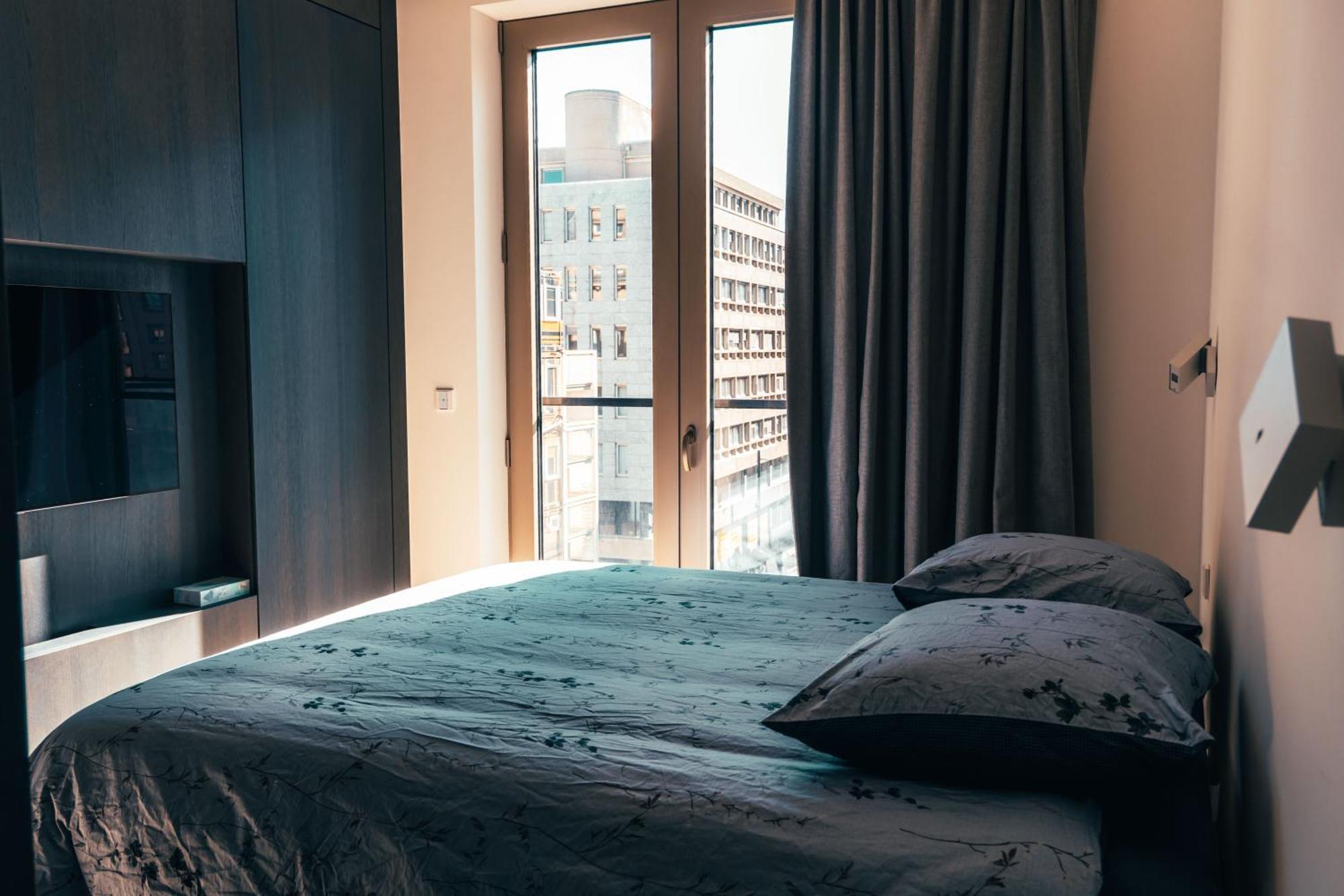 Luxe - Modern & Spacious 2br With Balcony View
