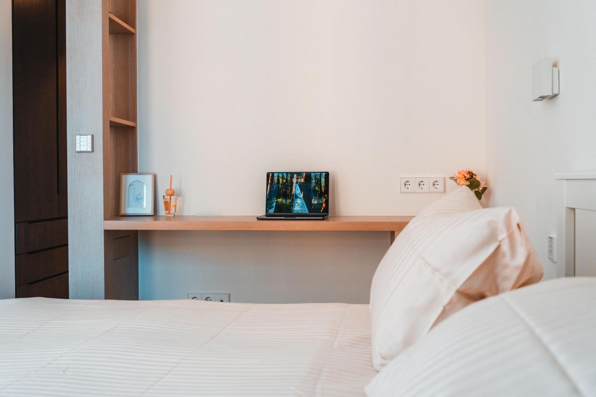 Luxe - Modern & Spacious 2br With Balcony View Apartment Luxembourg