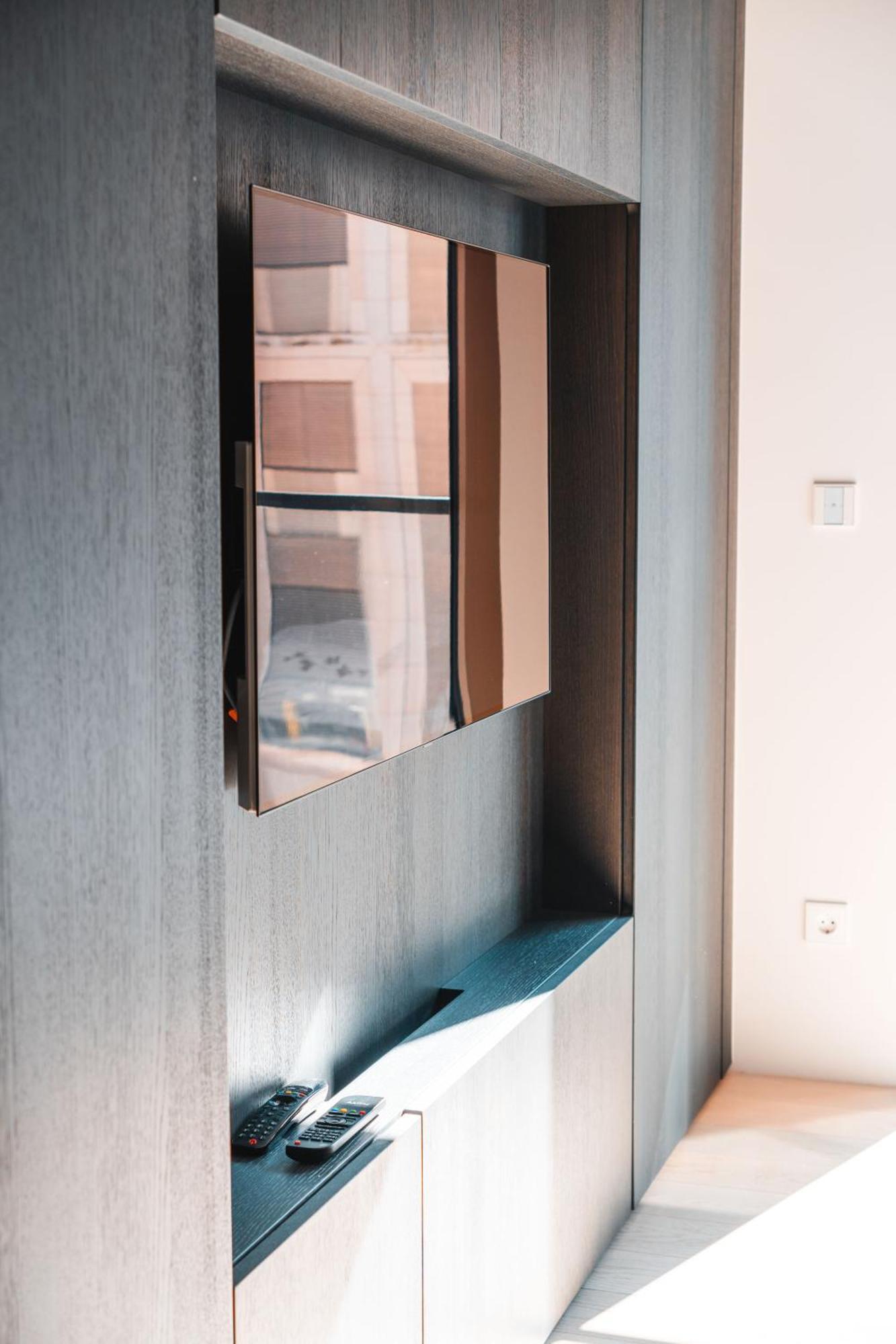 Luxe - Modern & Spacious 2br With Balcony View
